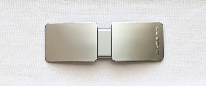 Kemwek Medium Corto Metal Plata con Wek Plata y Negro